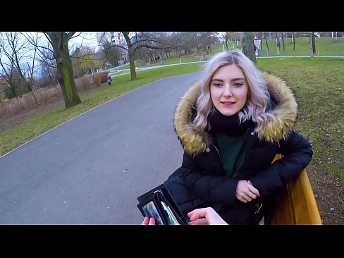 ❤️ Proguta vruću spermu stranca za novac - popuši u parku Eva Elfie Jebeni video kod nas ❌️